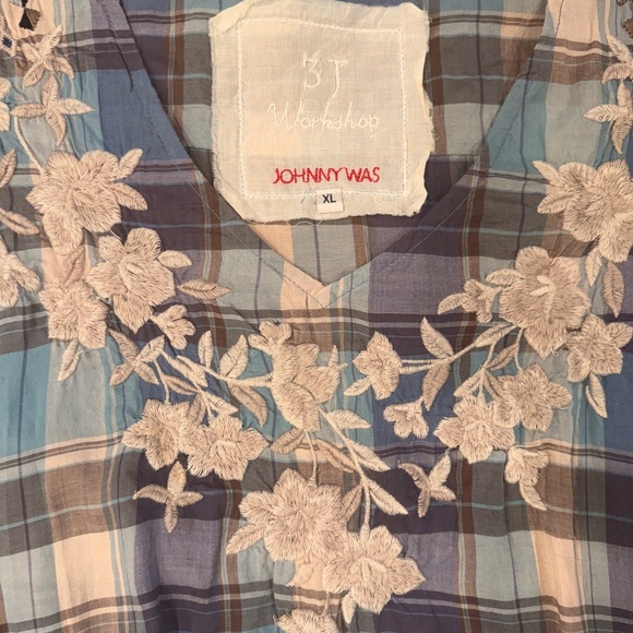 Johnny Was Tunic - Picture 10 of 12